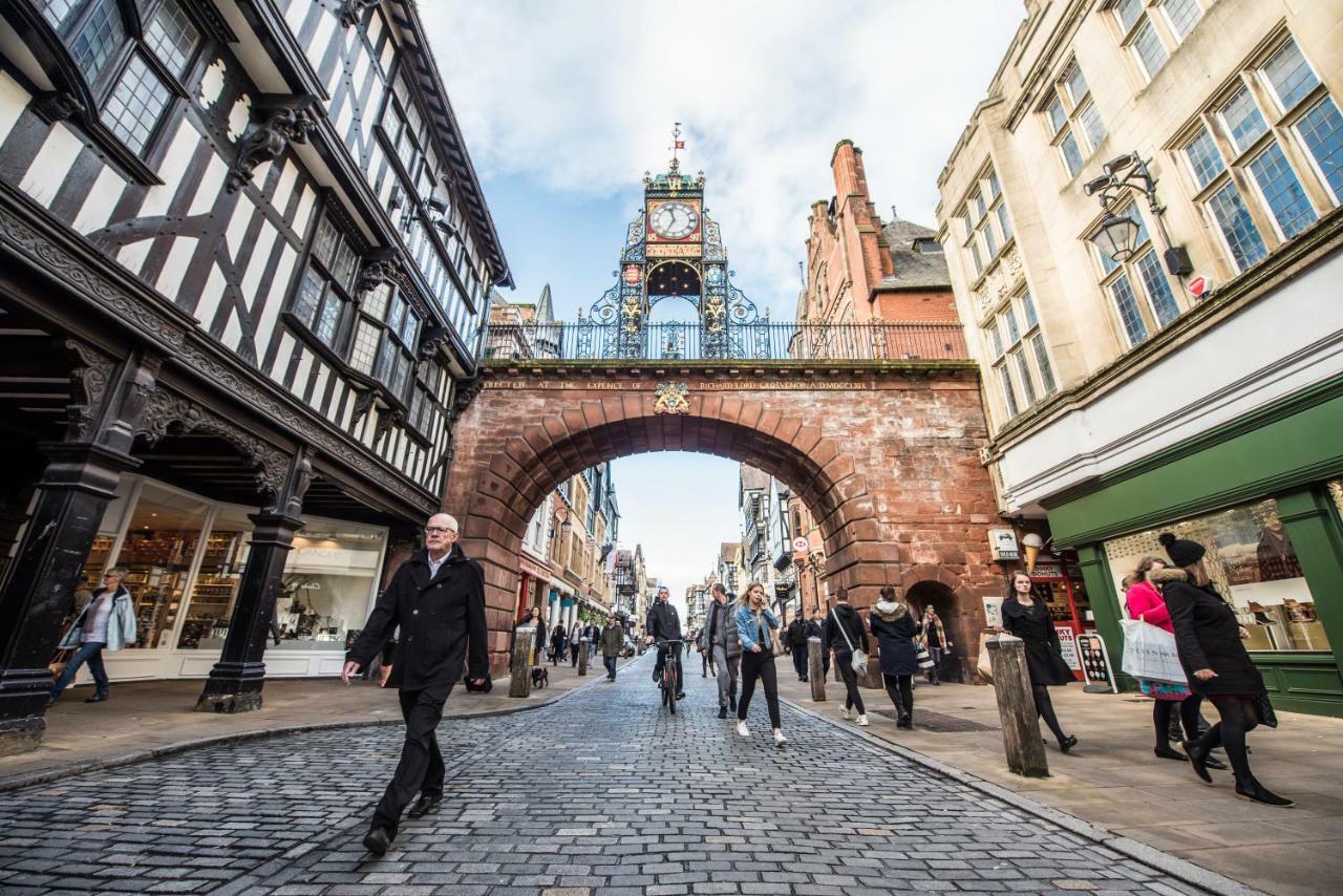Georgian Terrace, Chester Bagian luar foto