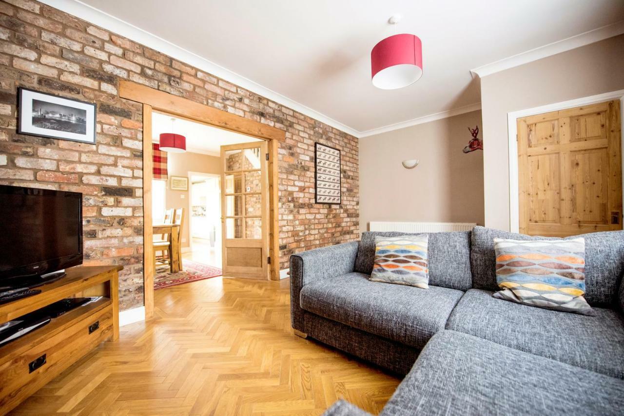Georgian Terrace, Chester Bagian luar foto